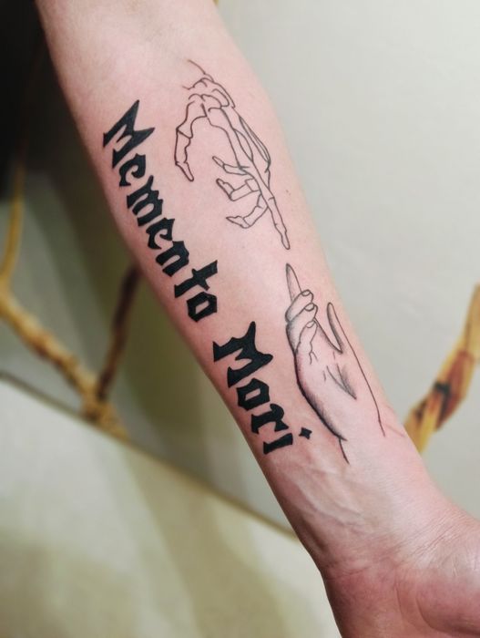 Тату майстер Вікторія