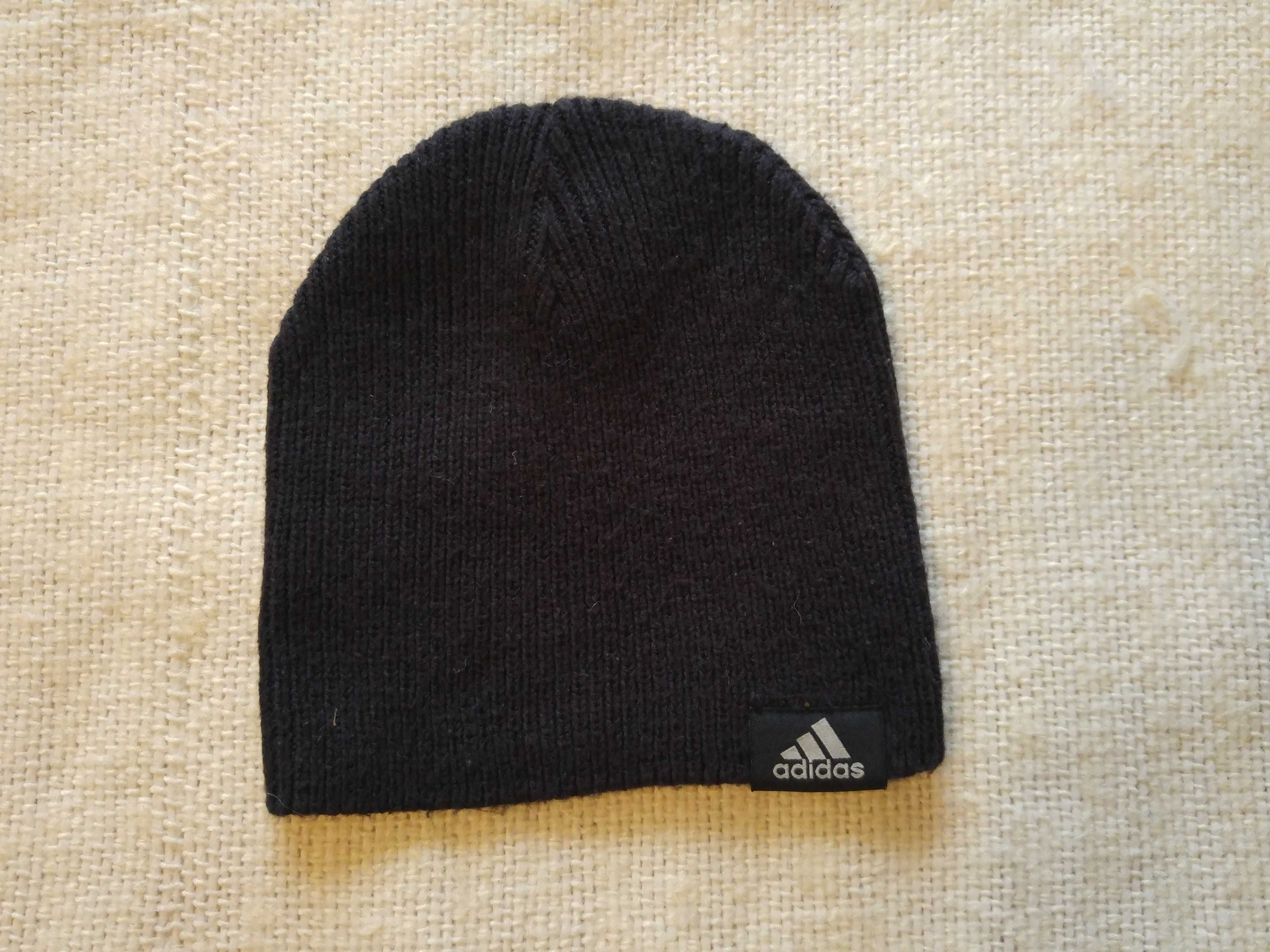 Czapka adidas czarna