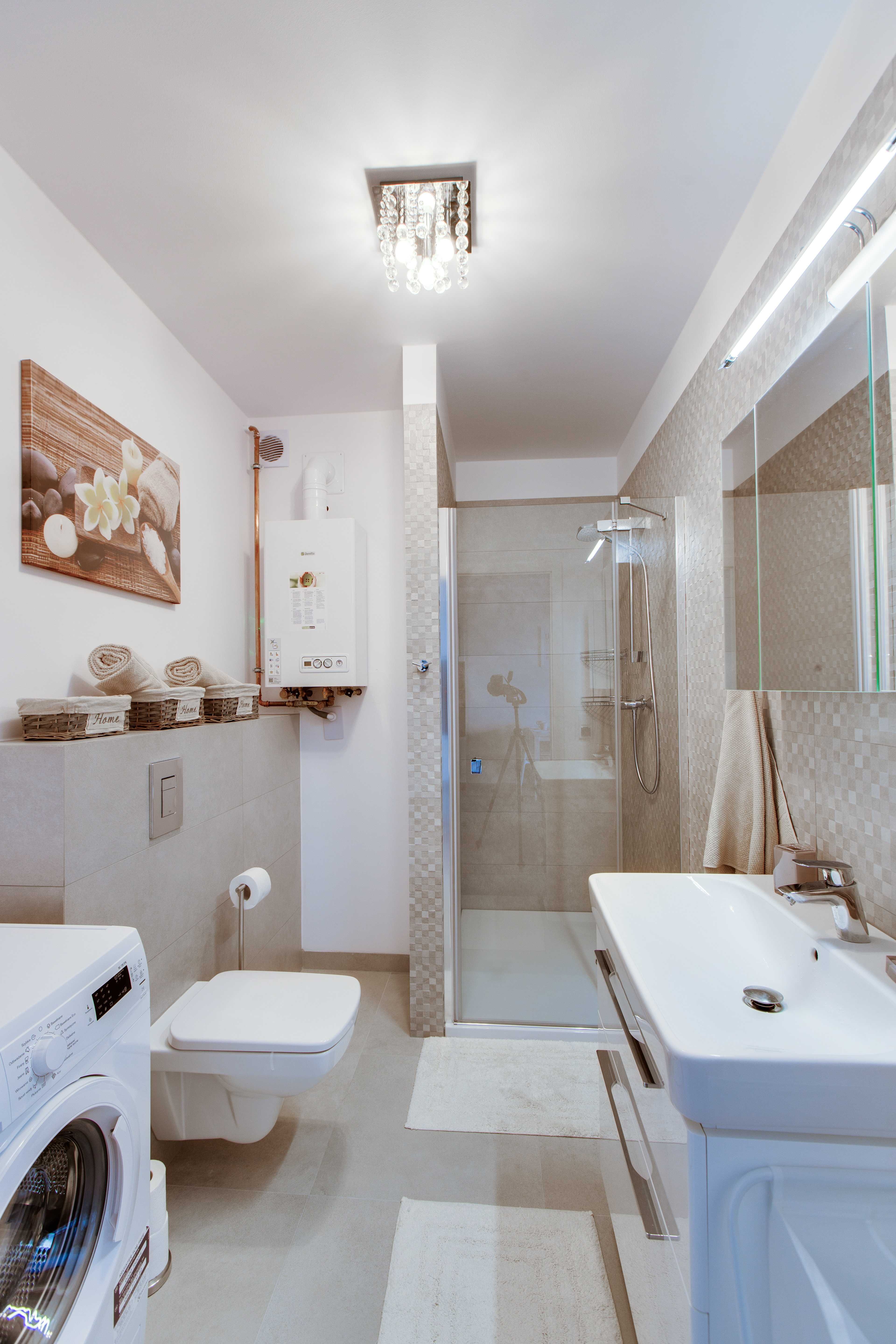 Sprzedam apartament z podgrzewanym basenem 700 m od morza