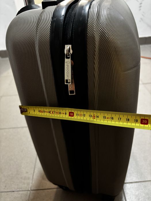 Walizka kabinowa pucini 37l