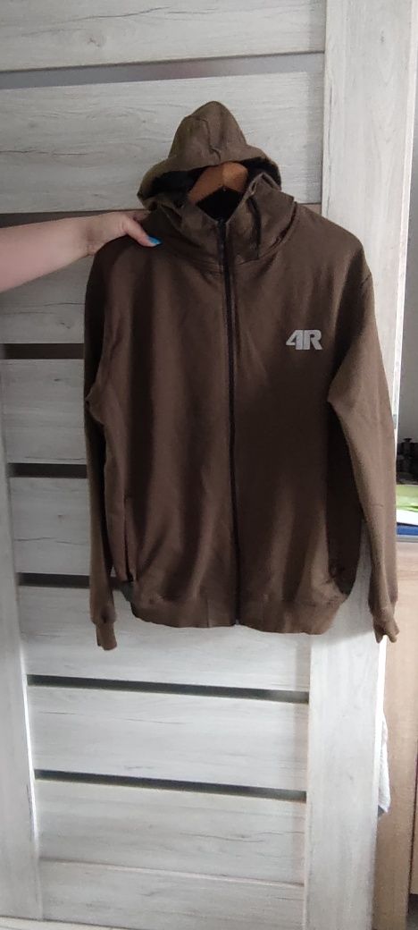 Bluza z kapturem rozmiar M