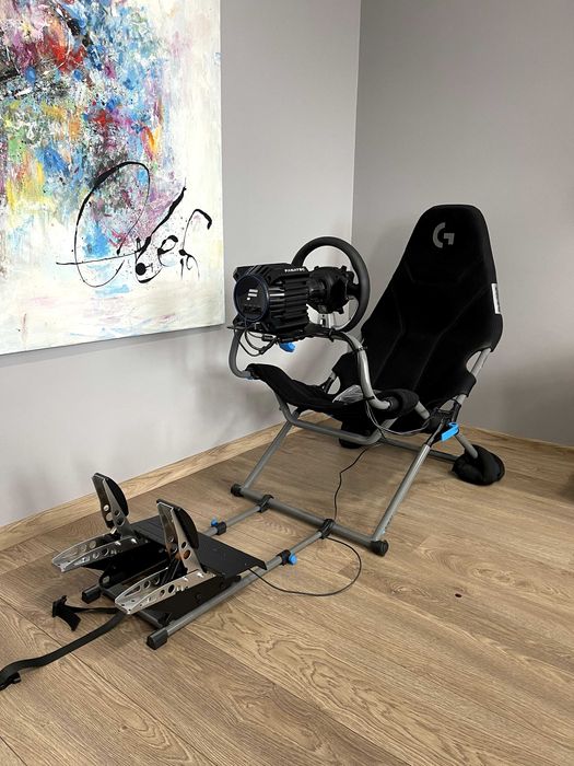 Fanatec DD pro + Playseat challenge x logitech