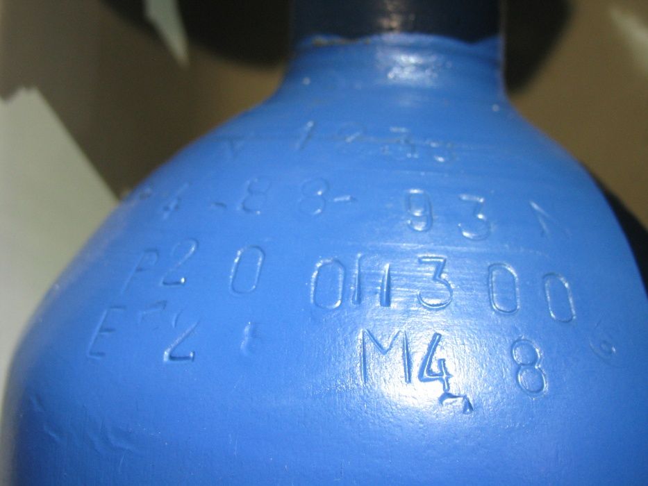 Баллон медицинский кислородный CCCР в кейсе металлическом футляре