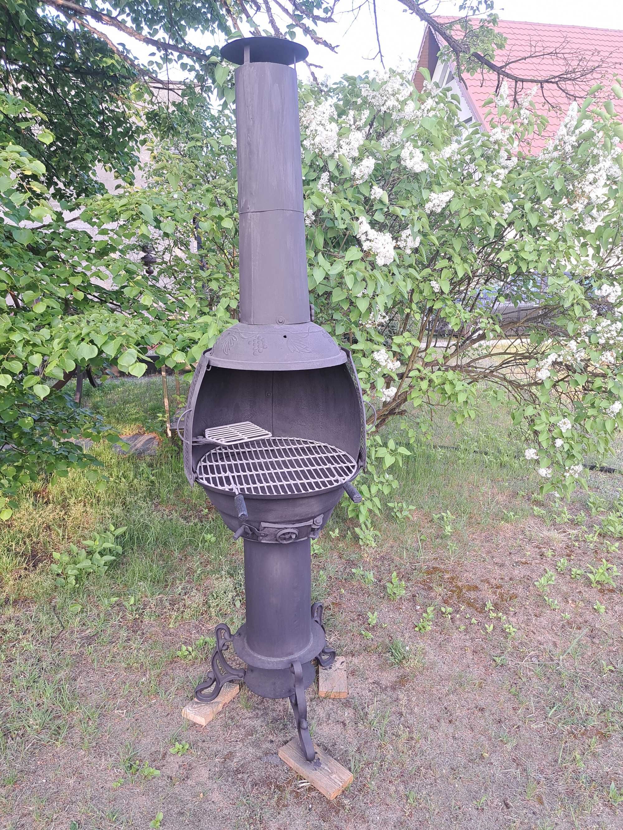 Grill żeliwny ozdobny