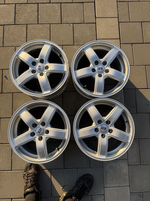Felgi aluminiowe 15'' 5x100 AUDI VW SEAT SKODA