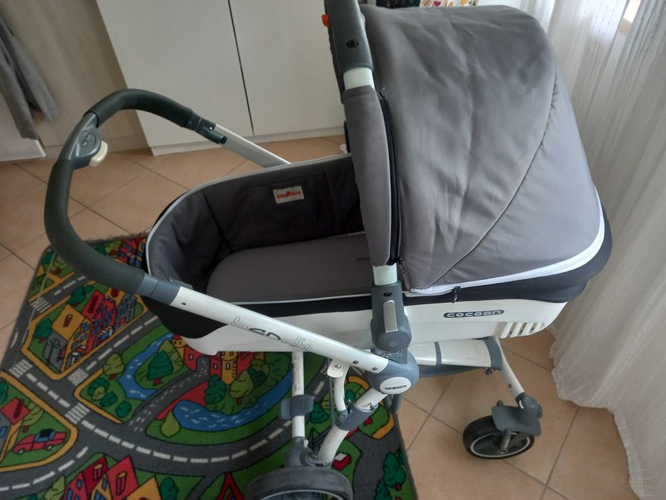Carrinho bebé trio/ ovo cadeira e alcofa