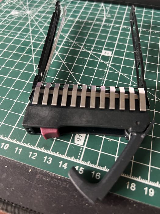 Корзини до сервара HP 2.5’’