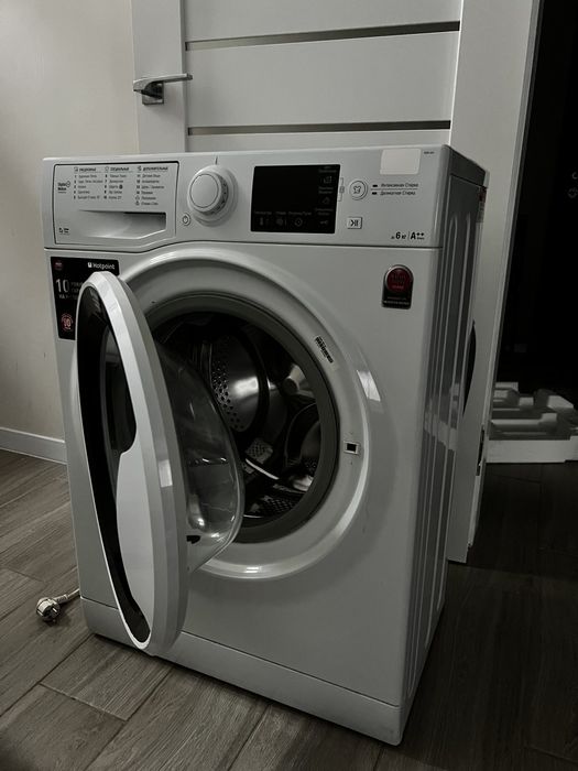 Пральна машина Hotpoint Ariston