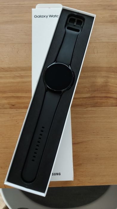 Samsung Galaxy watch 4, 44мм