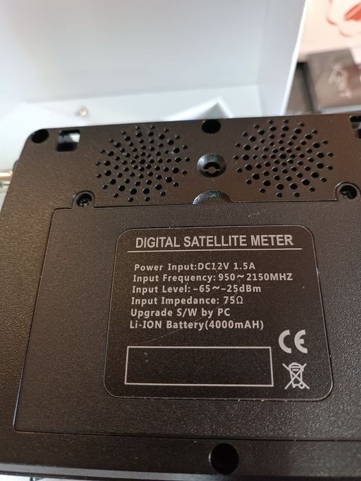 Измеритель спутникового сигнала Bravebox HD Satellite Finder.