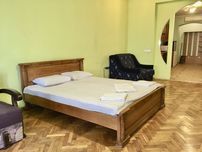 ПОДОБОВО 1кімн. САМ ЦЕНТР квартира для 4 осіб Пр.Свободи 49