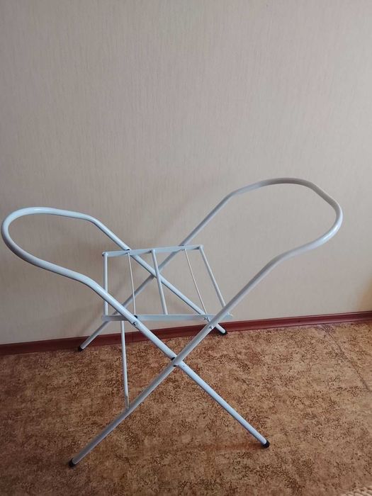 Підставка під дитячу ванночку