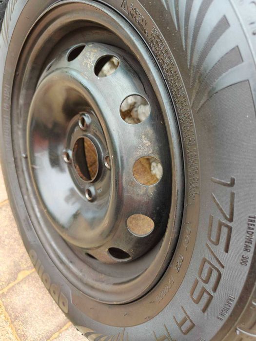 Kompletne Koła Opony Letnie + Felgi Stalowe R14 Peugeot