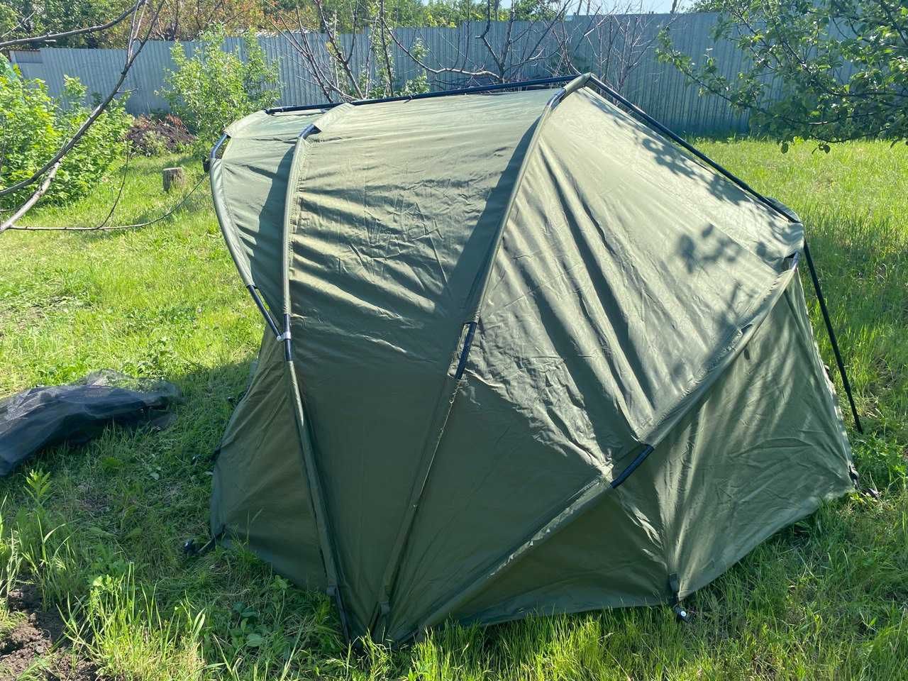 Продам карпову  палатку TRAKKER 2,5 man