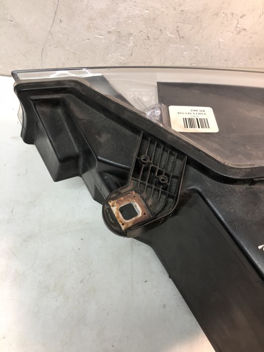 Bmw x3 F25 F26 фара xenon usa 7401142 7410840