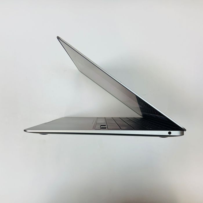 MacBook Air 13" 2020 Space Gary 8GB 256GB SSD