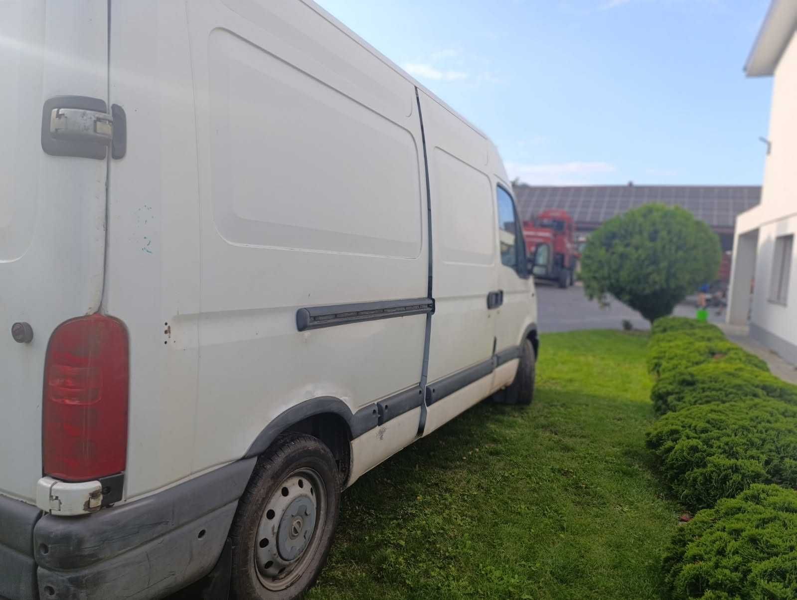Nissan Interstar