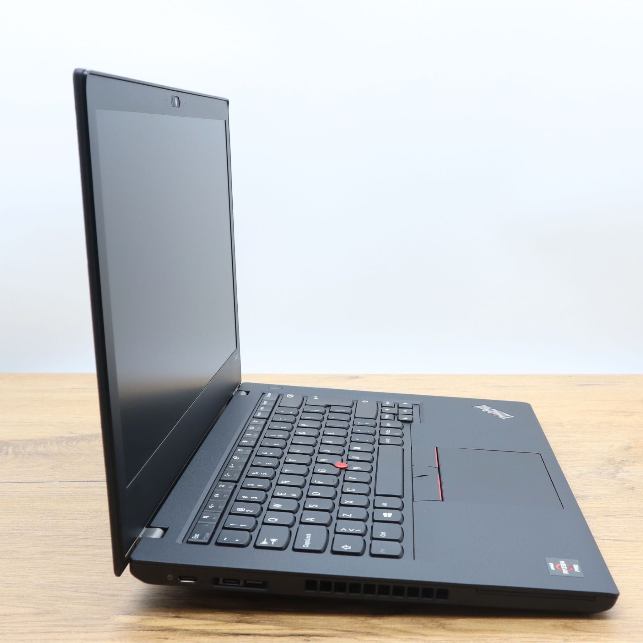 Laptop Lenovo ThinkPad A485 AMD Ryzen 5 PRO 2500U 8GB RAM 256GB SSD