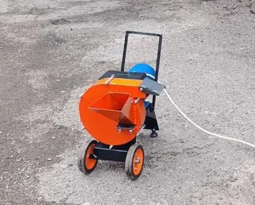 Садовий щепоріз,подрібнювач гілок,гілкоруб(гілк 60мм) електр та бензин