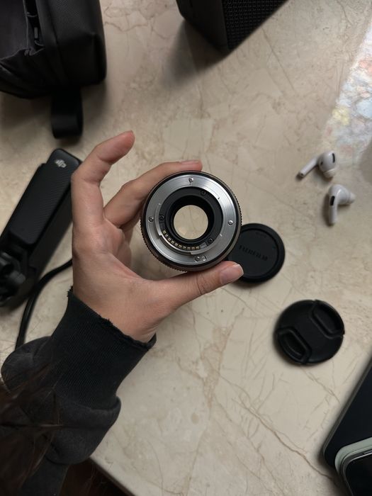 обʼєктив fujifilm 35mm 1.4