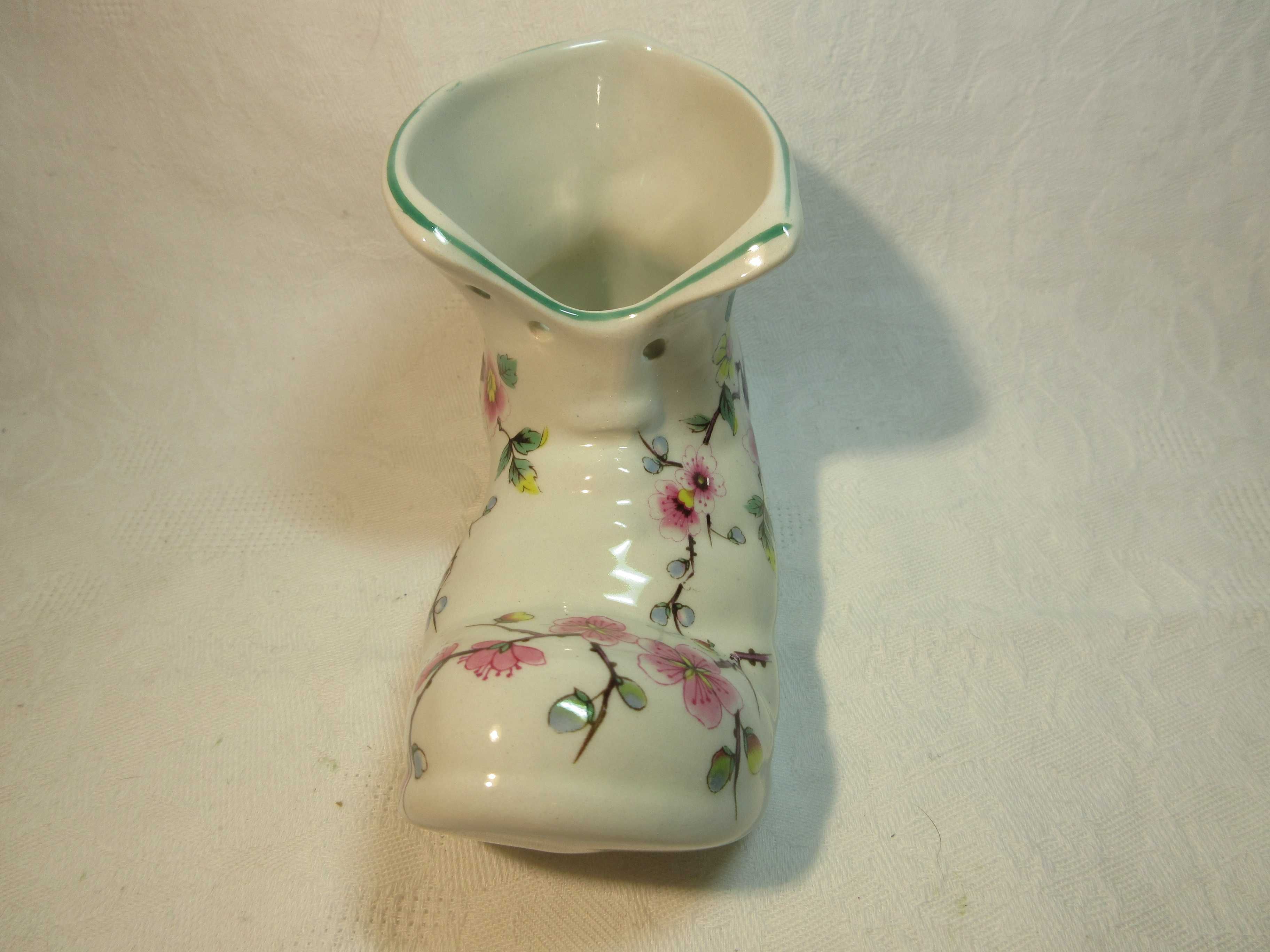 But porcelanowy OLD FOLEY Staffordshire