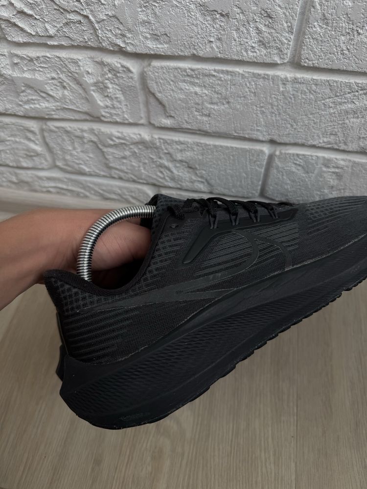 Кросівки Nike Zoom Pegasus 38