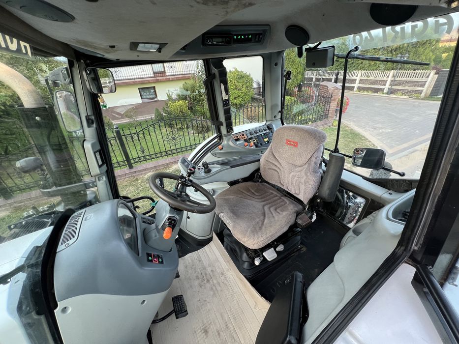 Valtra n123 nowe opony  TUZ miękka oś i kabina 15 rok