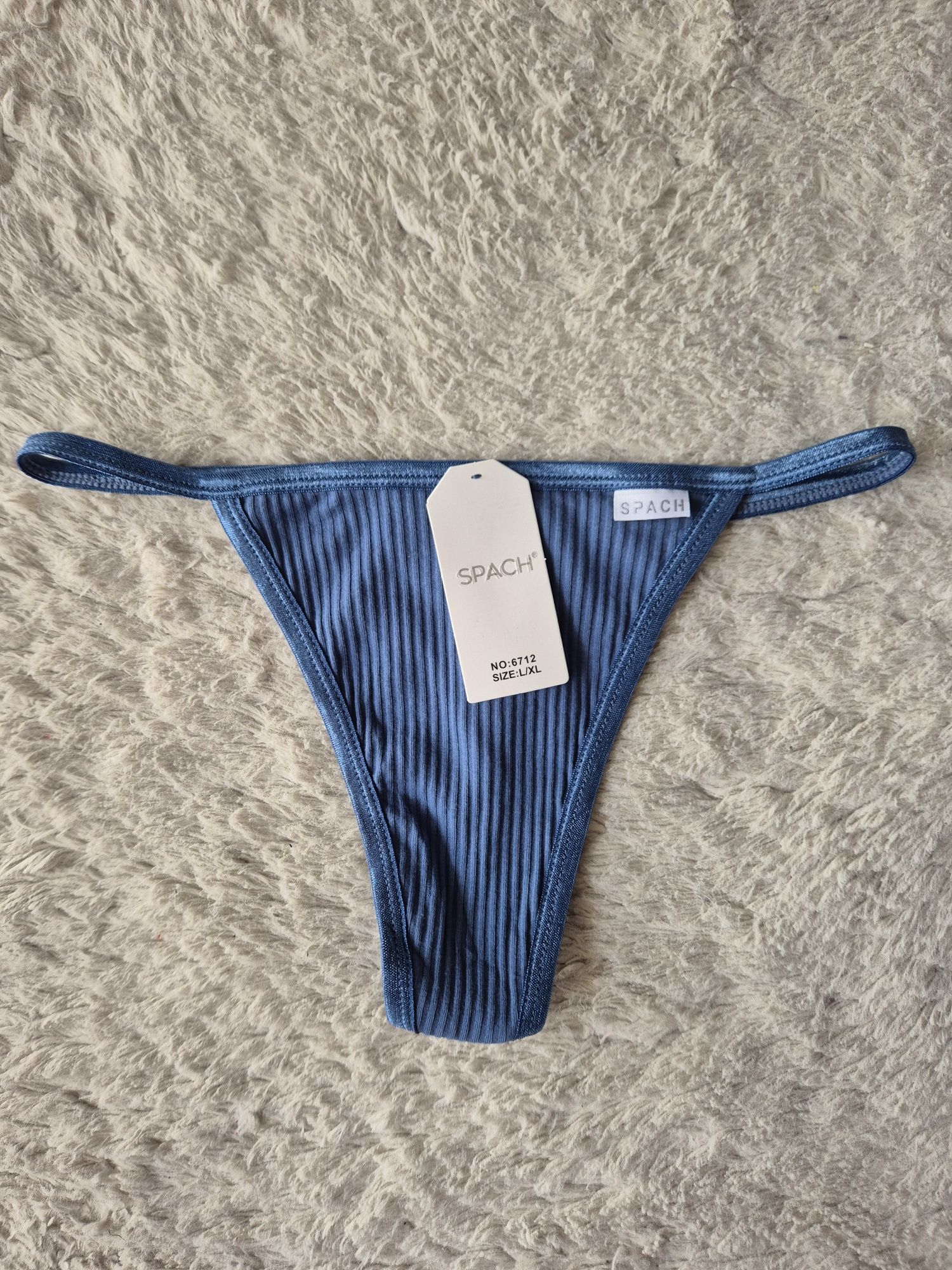 Bawełniane ciemnoniebieskie stringi