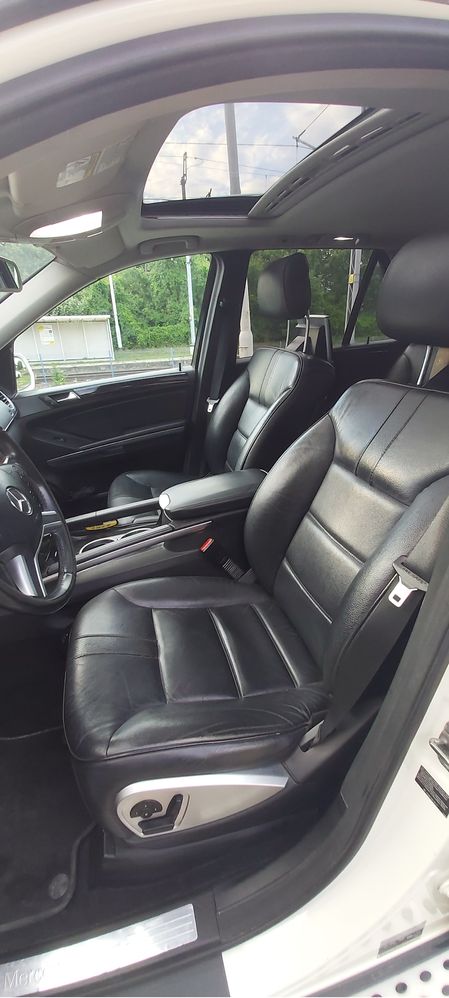 Mercedes ML 5500 v8