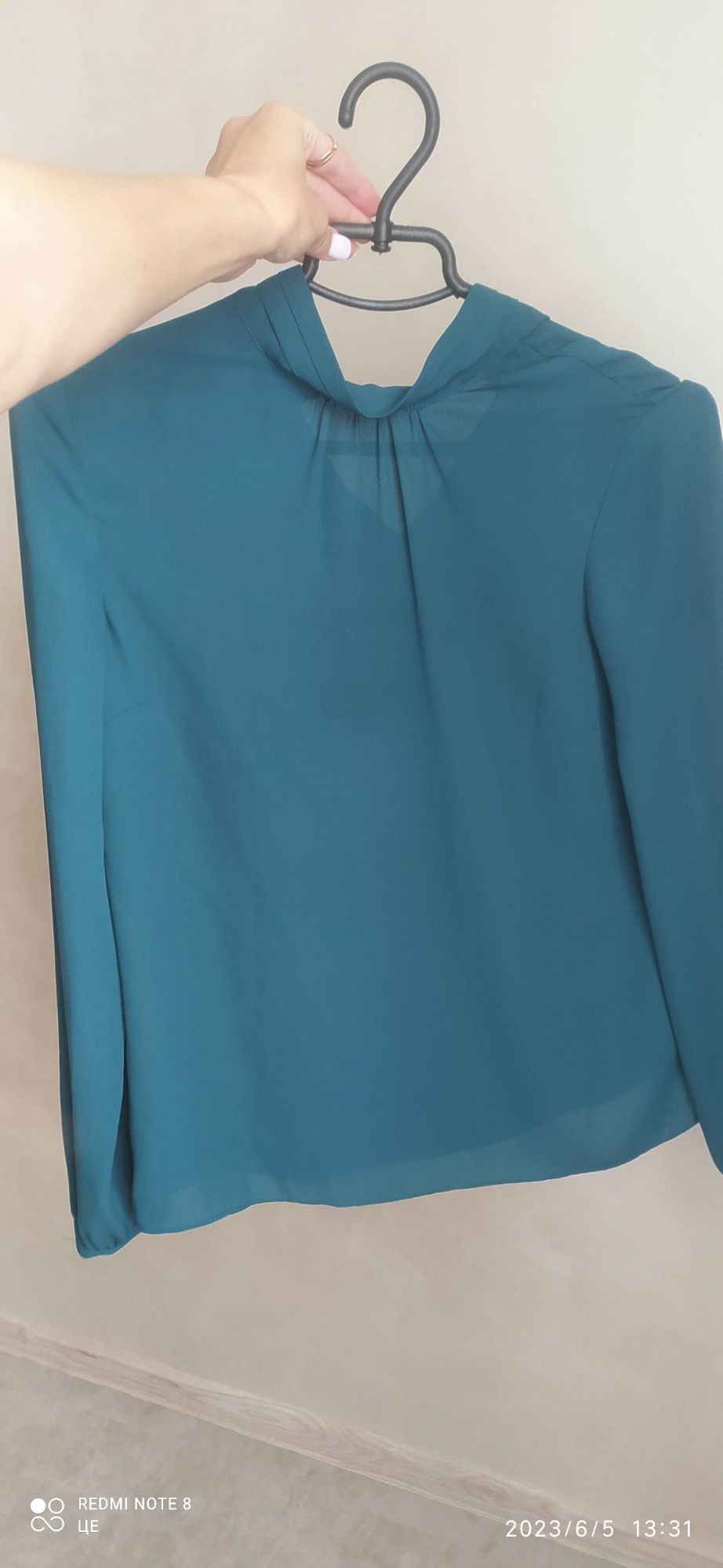 Шифонова блуза бутилочного кольору 42 розмір