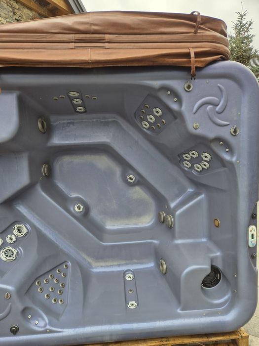 Jacuzzi ogrodowe używane 6️⃣ osobowe Artesian Spa