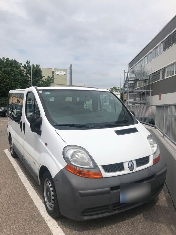 Продам Renault Trafic 2005 года