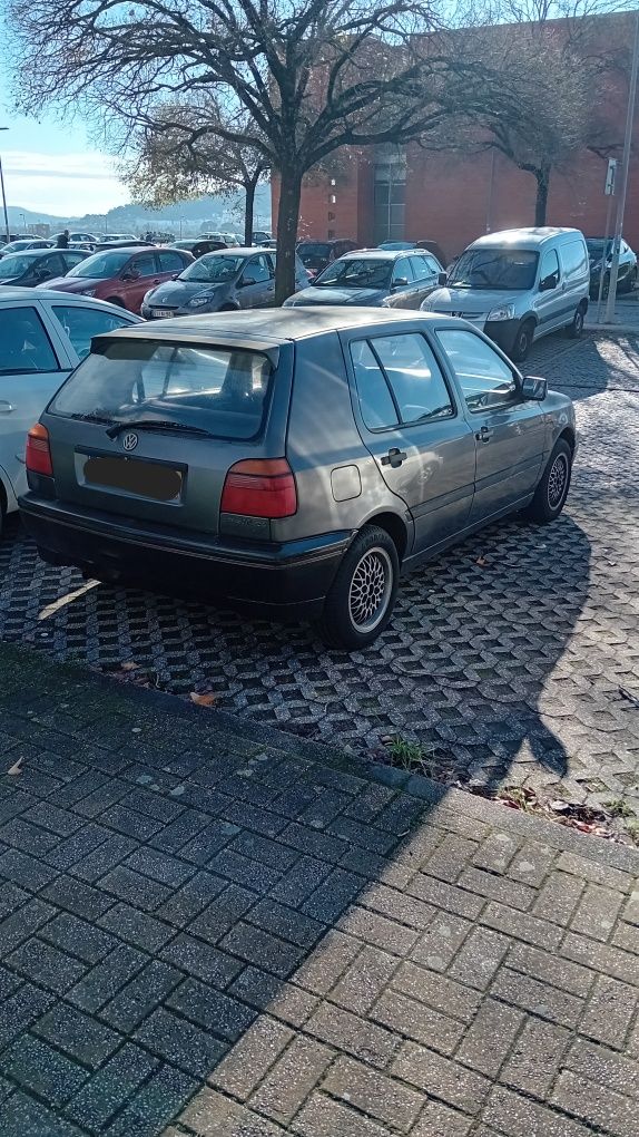 Golf 3 ...........