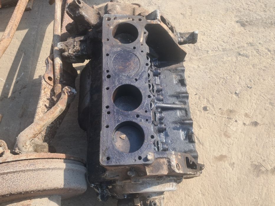 Блок двигуна зіл