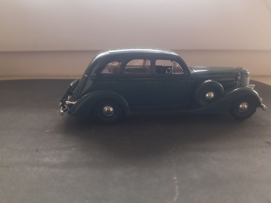 Модель ЗИС-101 / ЗИС-101А (1:43)