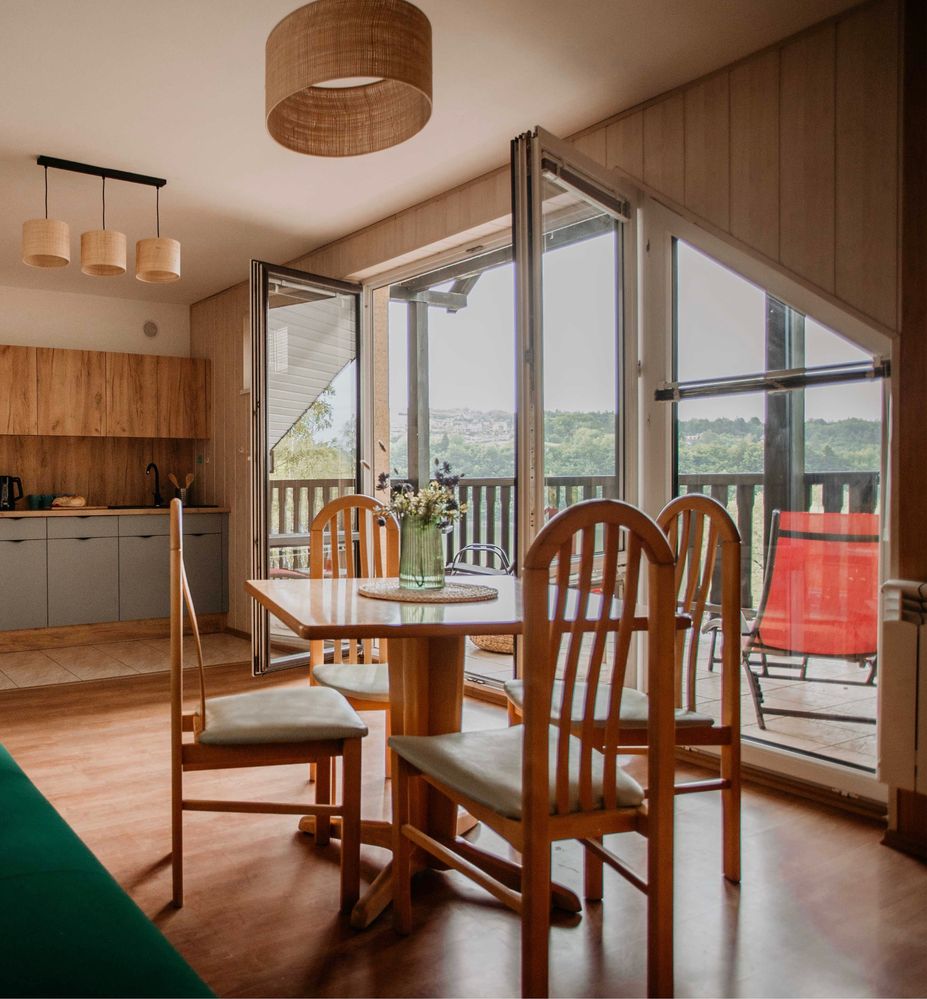 Apartamenty nad samym jeziorem Bieszczady z widokiem na jezioro