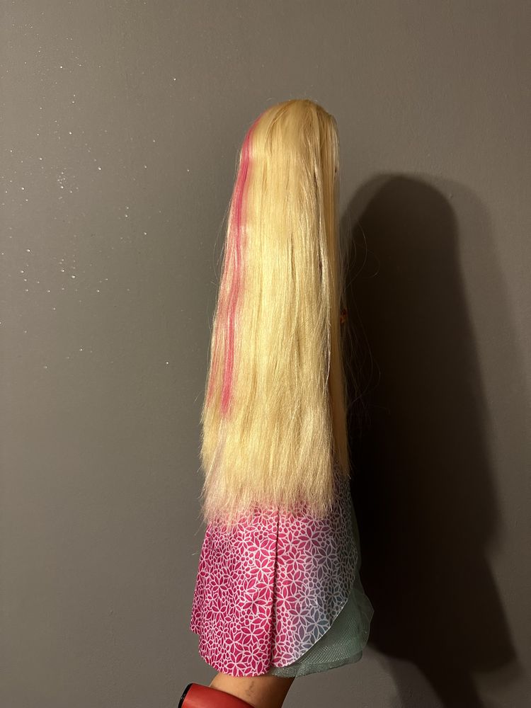 Barbie Endless Hair Kingdom Doll 17