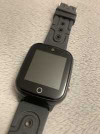 Zegarek Smartwatch GPS dziecięcy czarny dotykowy