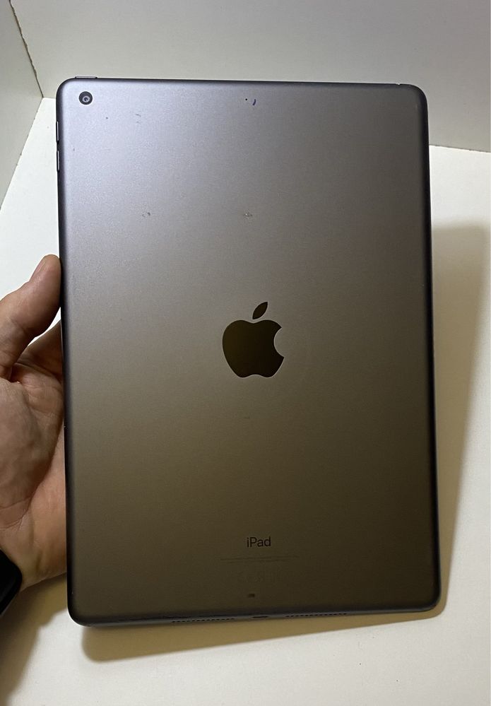 Планшет apple ipad 9 a2602/ на запчастини! Артикул D310