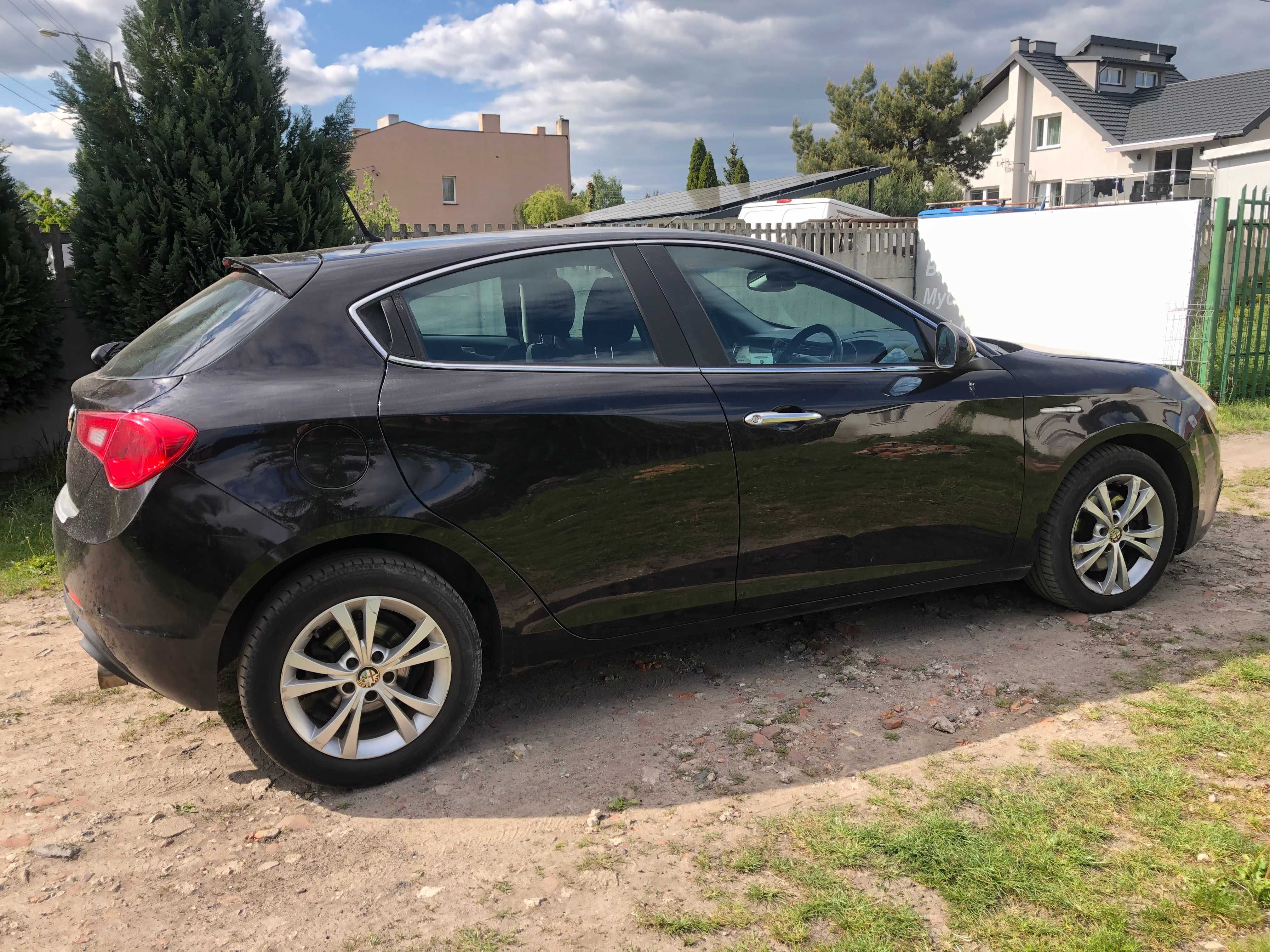 ALFA ROMEO Giulietta 2.0 JTD 170km Maska Drzwi Błotni Zderzak LAK. 805