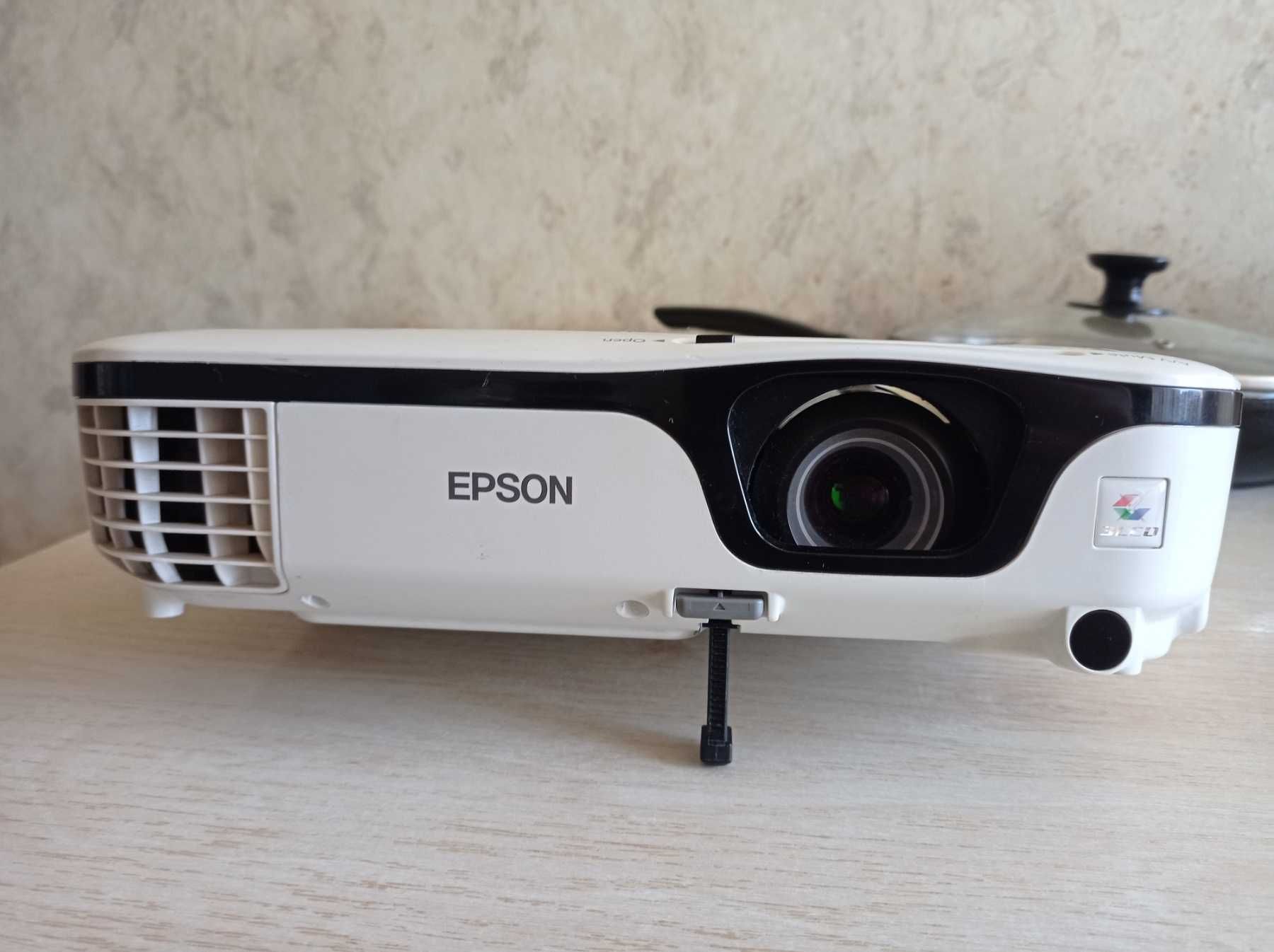 Проектор Epson EB X12