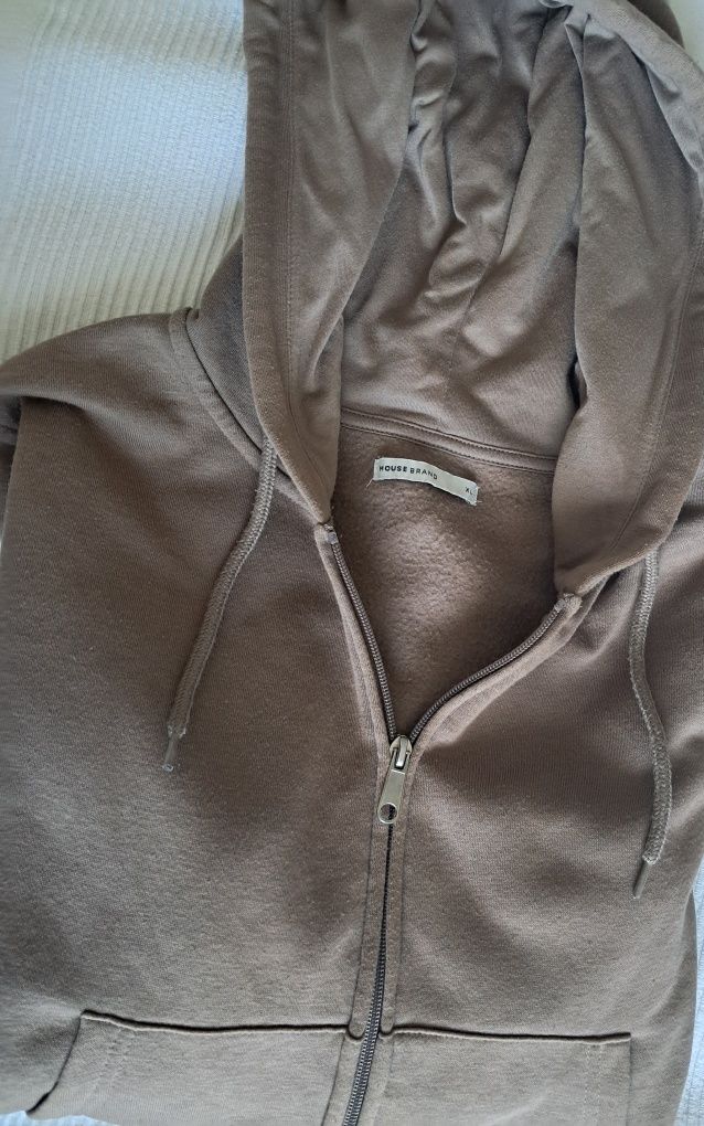 Bluza z kapturem rozpinana