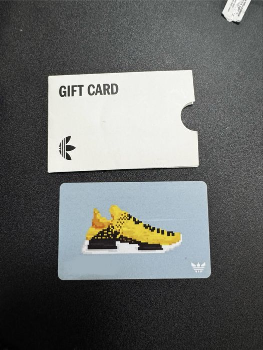 Сертифікат на 4500 грн в Адідас