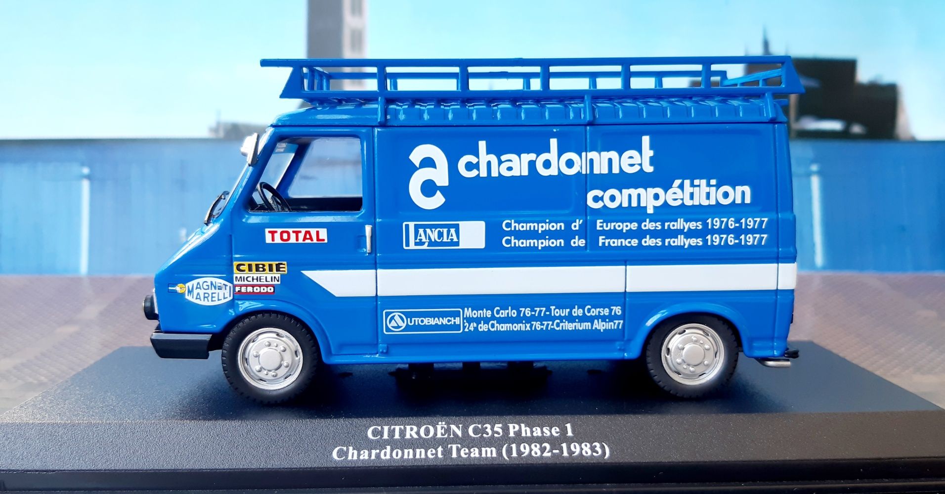 Carrinhas assistência Rally 1/43