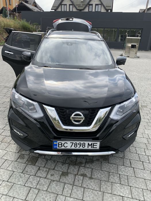 Продам Nissan Rogue