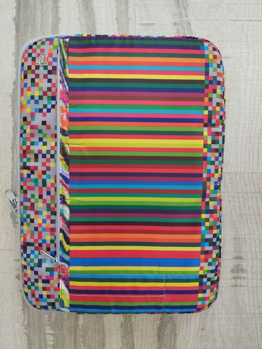 Продам брендову сумку-чохол PIQUADRO для 12"-13" ноутбука.