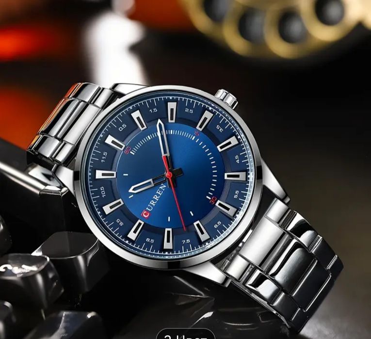 Часы мужские кварцевые.