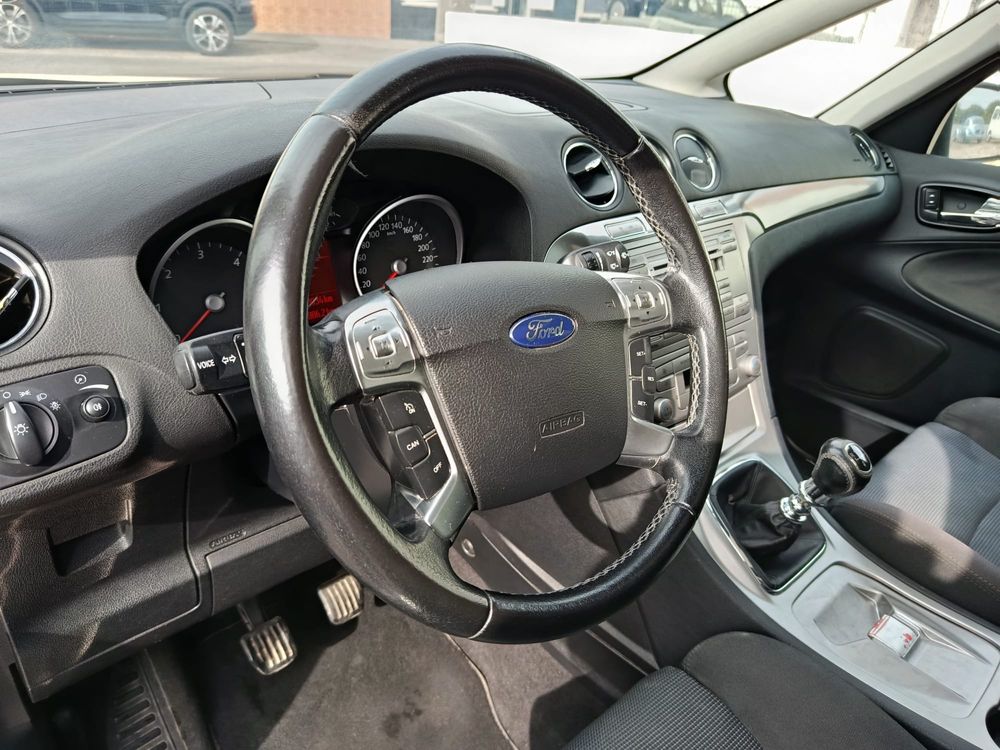 Ford S-Max Titanium 2.0 TDCi