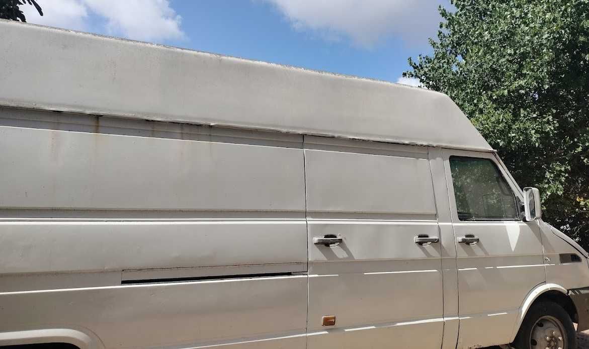 Iveco Daily 2.5 Turbo  35.12 Longa rodado duplo 3500kg