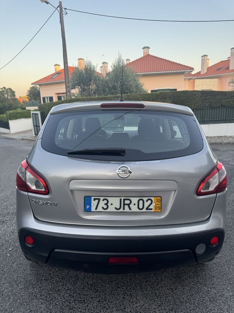 NISSAN QASHQAI  1.5 DCI  DIESEL NACIONAL   AR CONDICIONADO